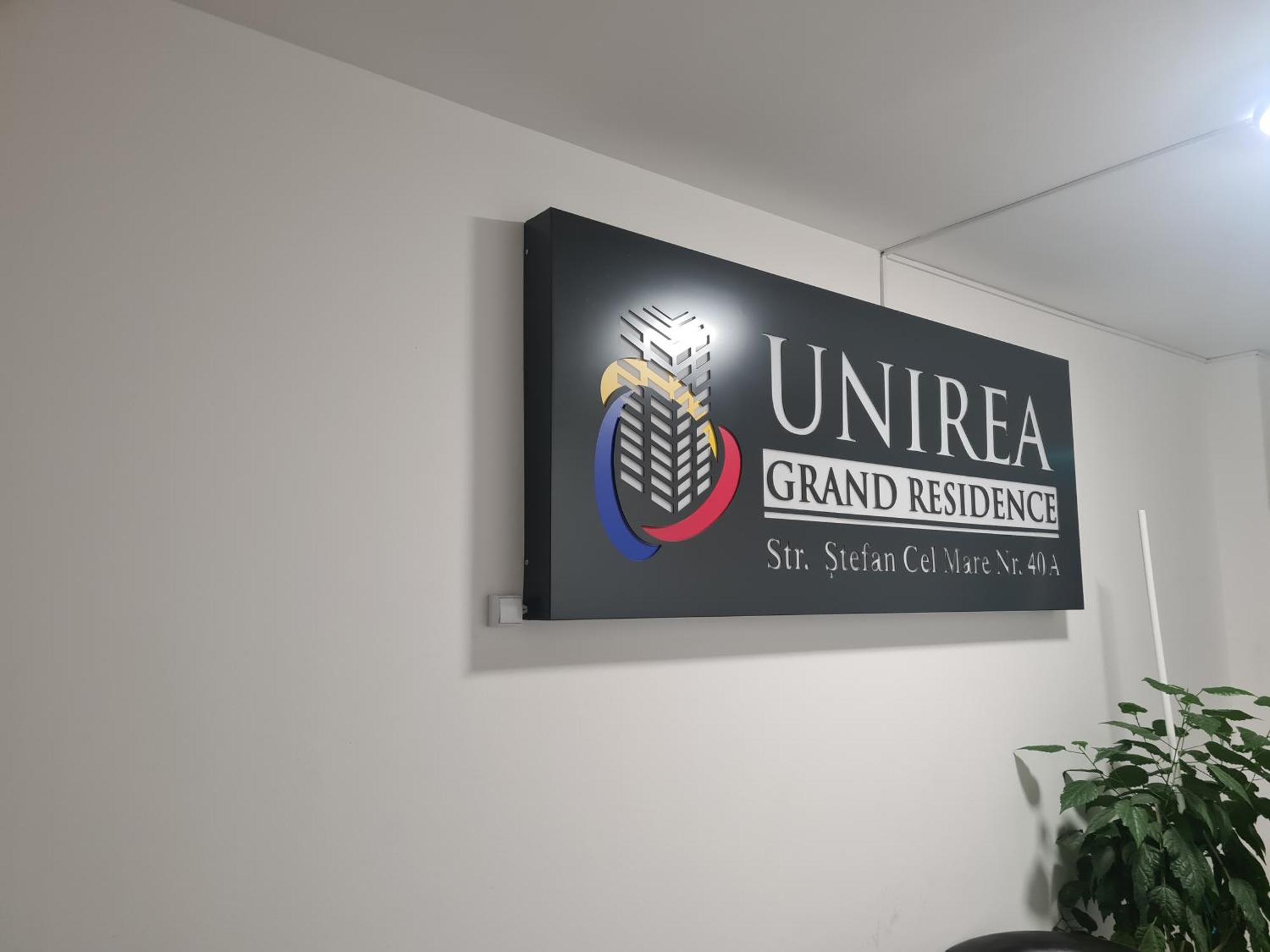 Mall Luxury VI Apartments Bacau Luaran gambar