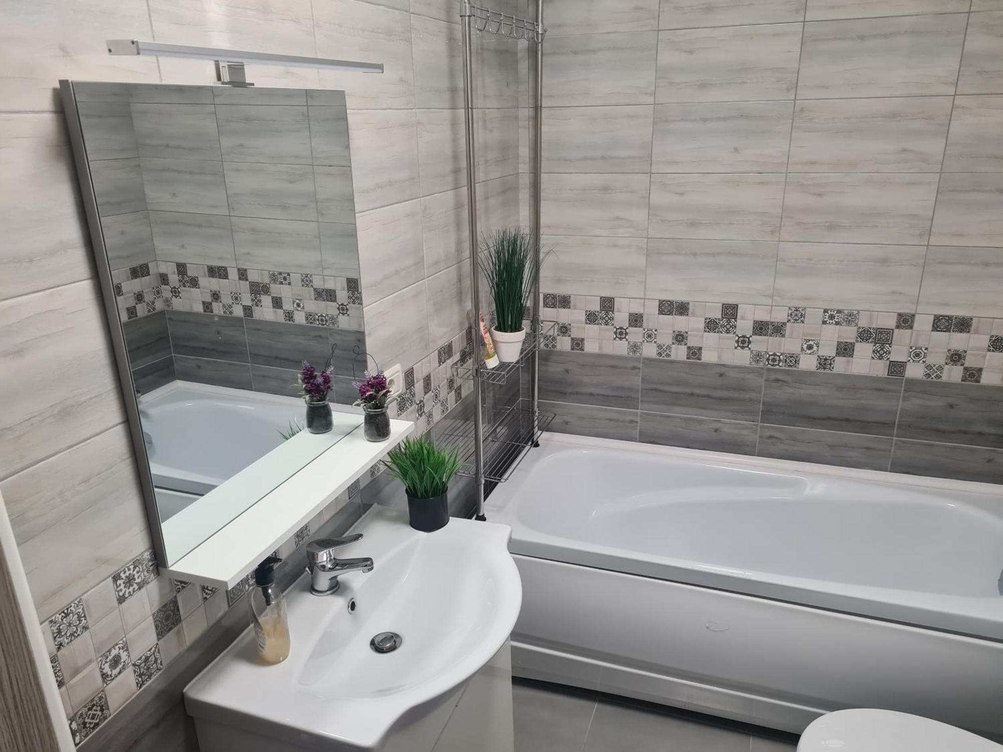 Mall Luxury VI Apartments Bacau Luaran gambar