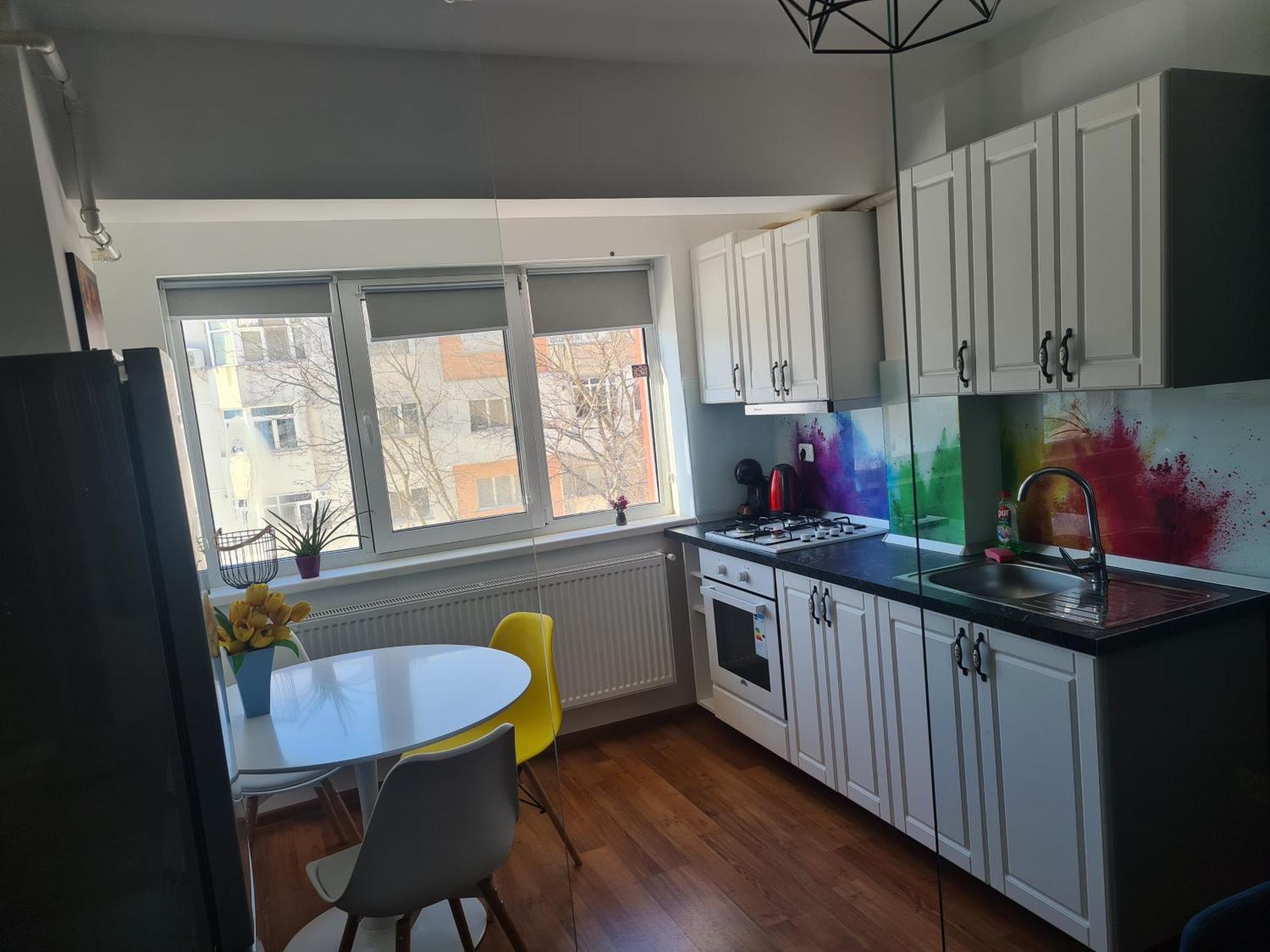 Mall Luxury VI Apartments Bacau Luaran gambar